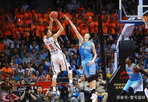 钟被对手完 钟被对手完