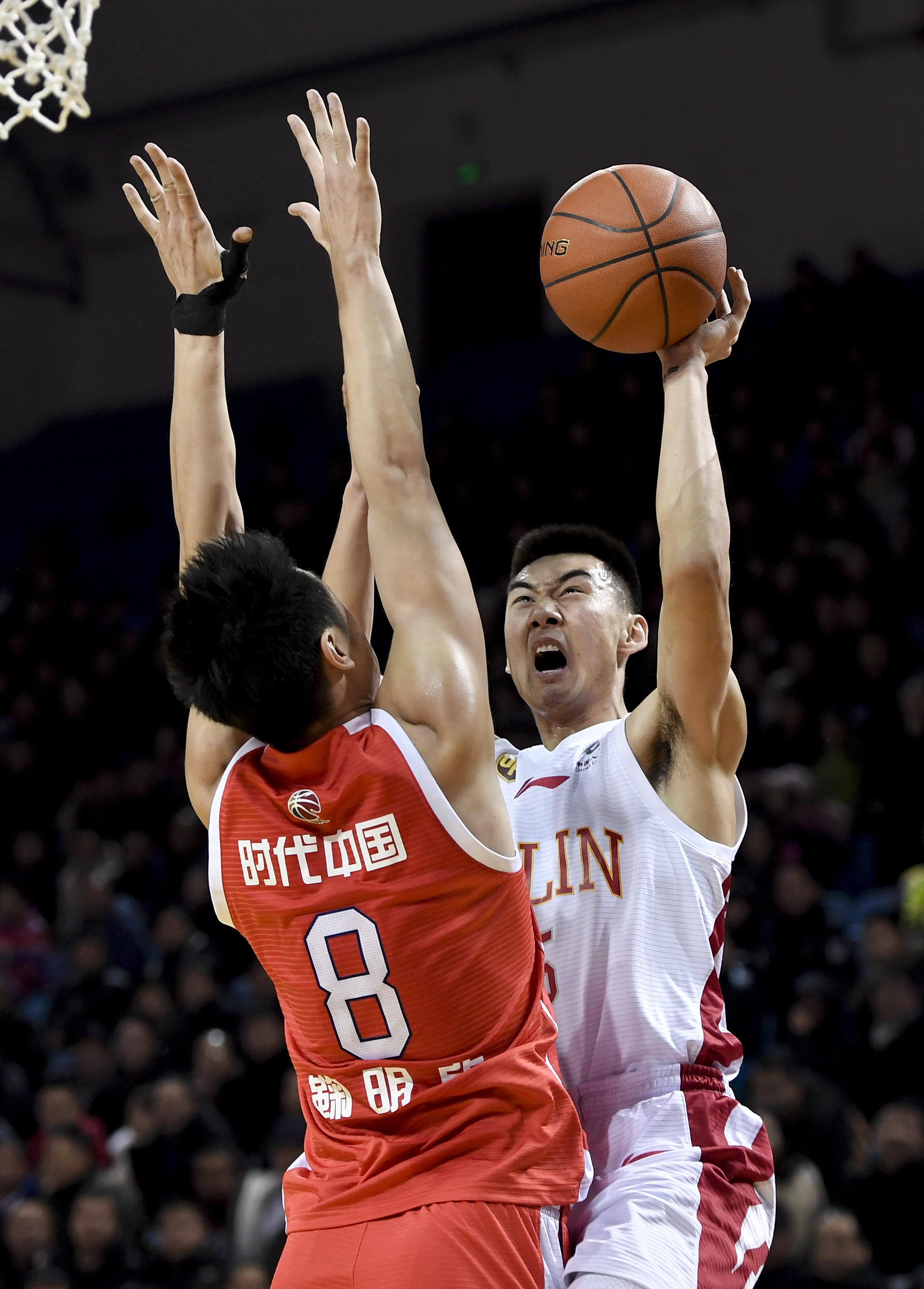 强调其制度 强调其制度